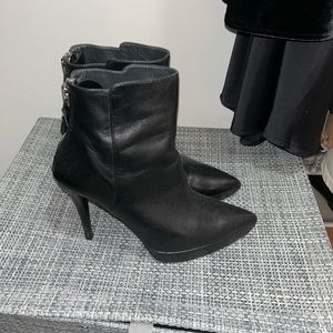 Stuart weitzman heeled booties